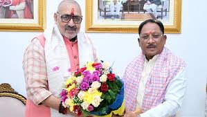 CG News: Union Minister Giriraj Singh met Chief Minister Vishnudev Sai; the CM said, "The resolve for a developed Chhattisgarh will be realized through better coordination between the Centre and the State