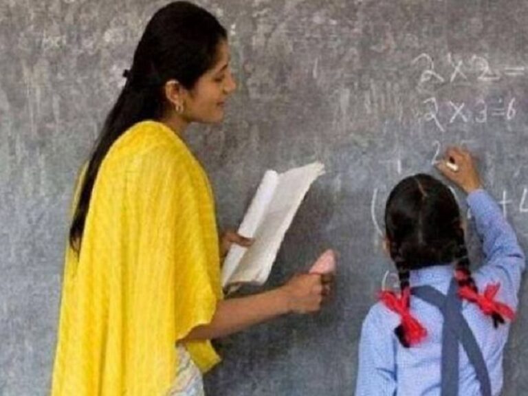 Teacher recruitment for Atmanand schools stalled; 152 posts vacant across 33 schools in Raipur; Education Department to conduct a new recruitment exam