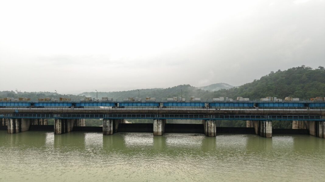 Minimata Bango Dam fills to 89.55% capacity, raising concerns; gates could be opened at any time, alert issued for riverbanks.