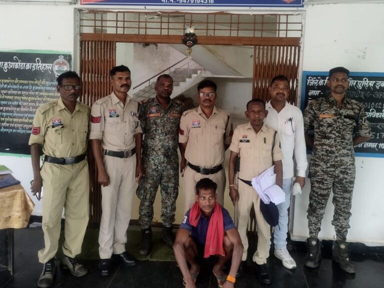 Dantewada Crime News: Youth attacked with an axe in a life-threatening assault following a dispute over cattle grazing; accused arrested